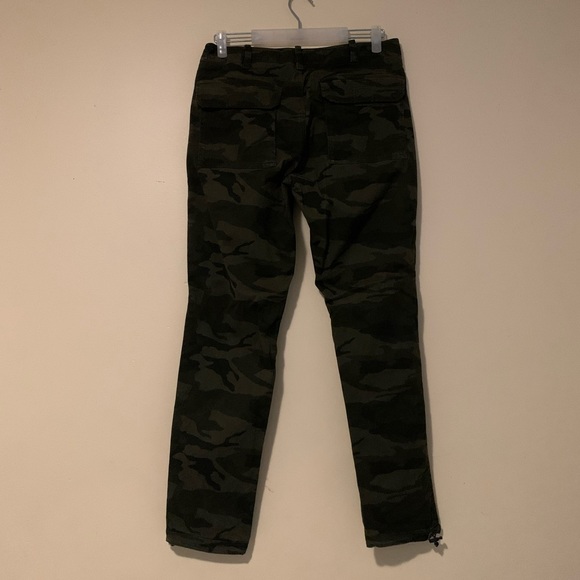 Abercrombie & Fitch Camouflage 4-Pocket Pants - Picture 2 of 7